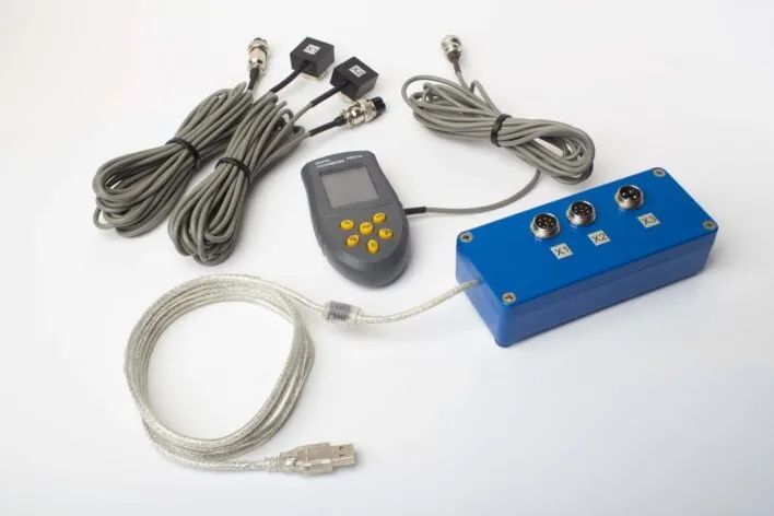 Kit Balanset-1A: dos acelerómetros, sensor láser de fase y unidad USB de doble canal